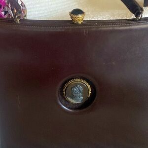 Vintage Viki Cameo bag lovely